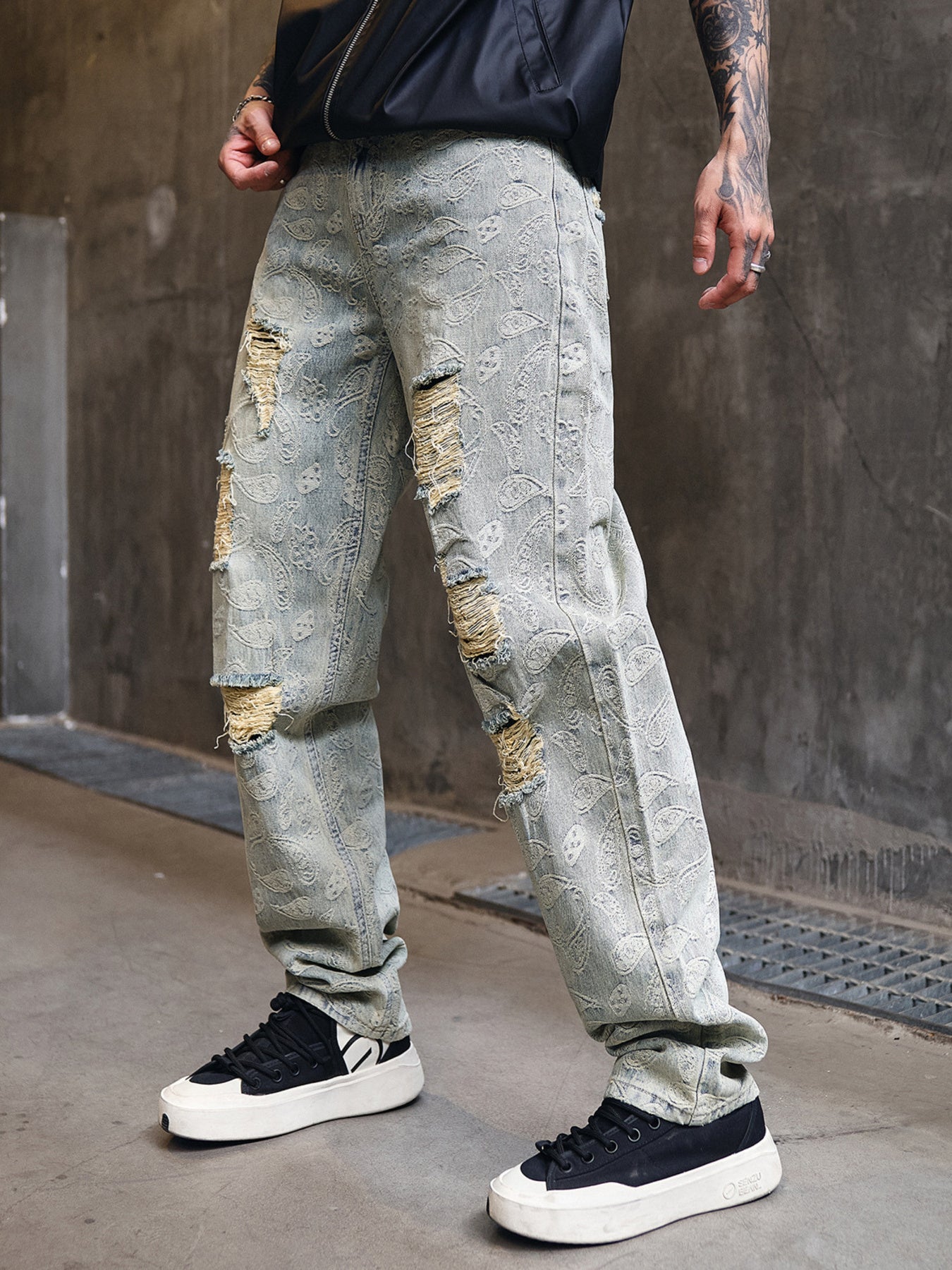 c2e7dd7efbfb48e2b40aebdf2374fb60-Max